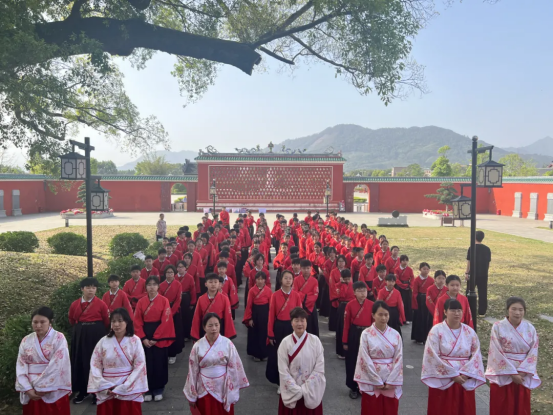 文庙祈愿，庄园撒欢！贺外这场活动解锁备考新姿势